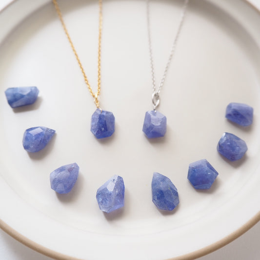 宙の欠片/天然石アクセサリー