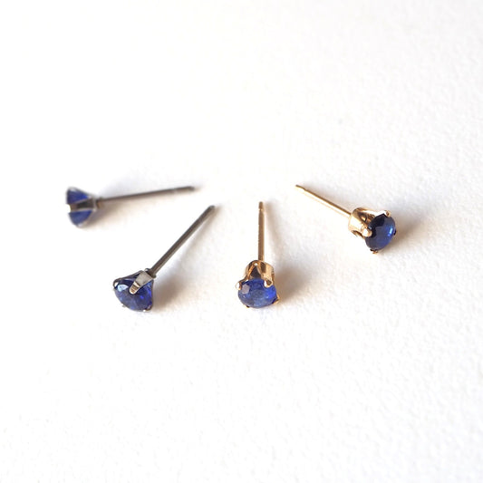 夜空ブルーピアス