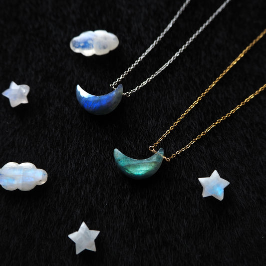 ラブイラドライト 三日月ペンダント/天然石アクセサリー