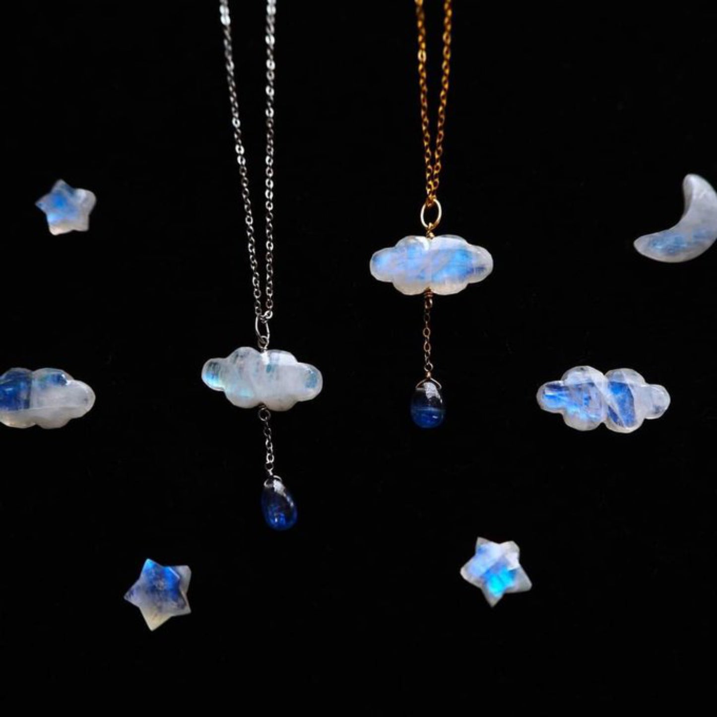 ムーンストーン雲ペンダント/天然石アクセサリー