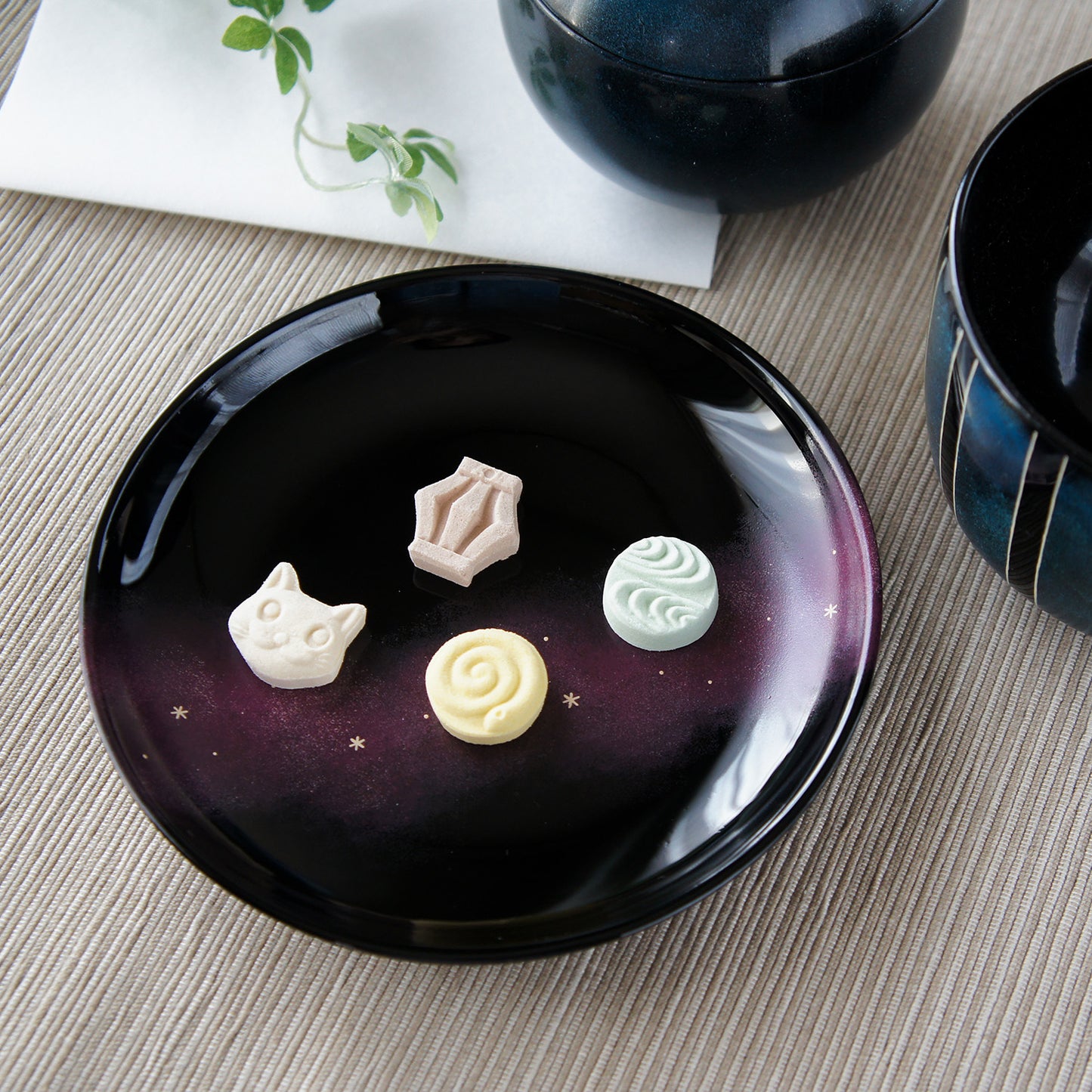 漆の菓子皿 Milky Way 青・紫