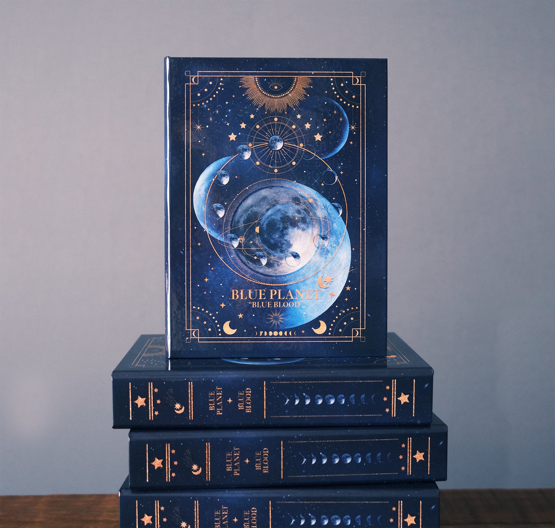 【小物入れ】魔法の本のようなブックボックス 青の惑星 