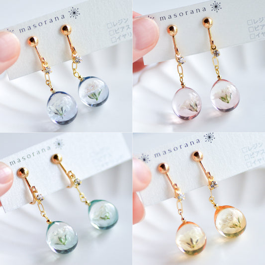 ころんとしたカスミ草のイヤリングorピアス