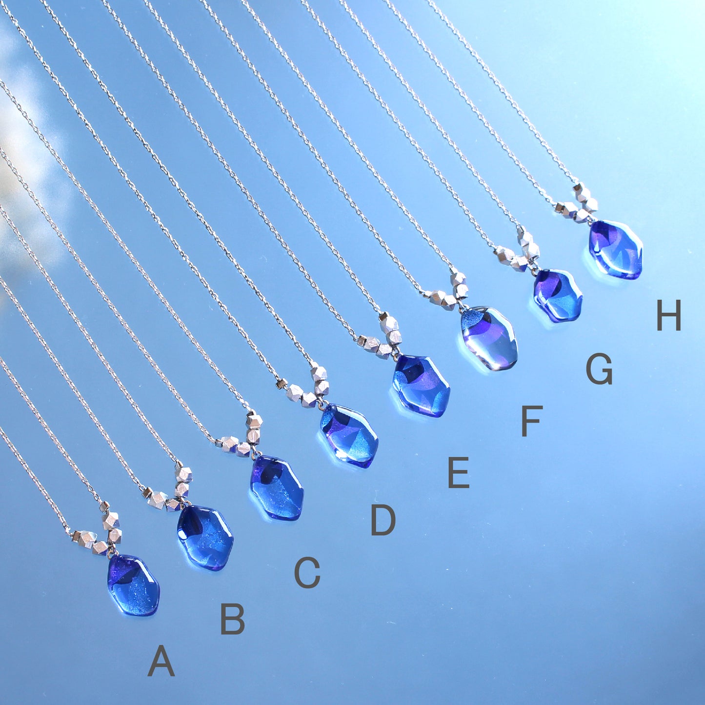 氷石glass ネックレス~ clear / blue ~
