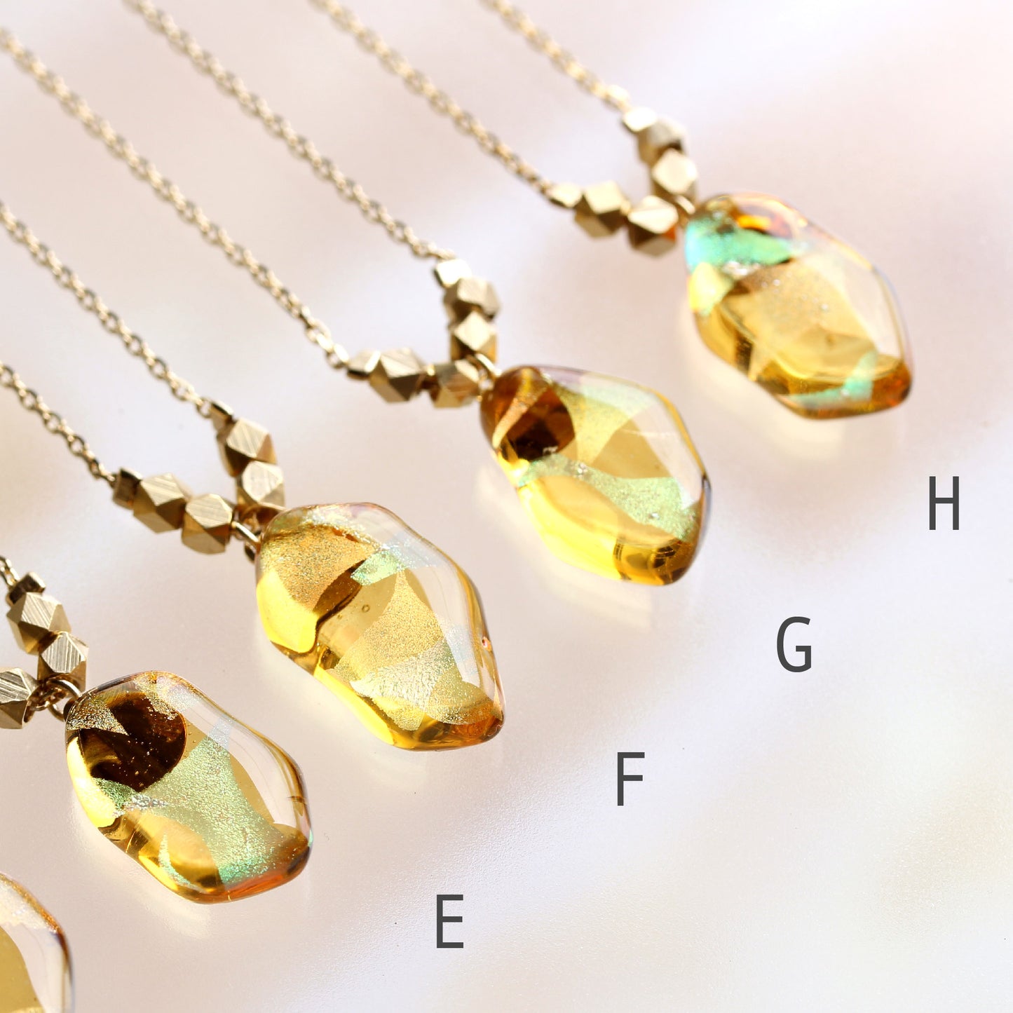 氷石glass ネックレス ~月下~