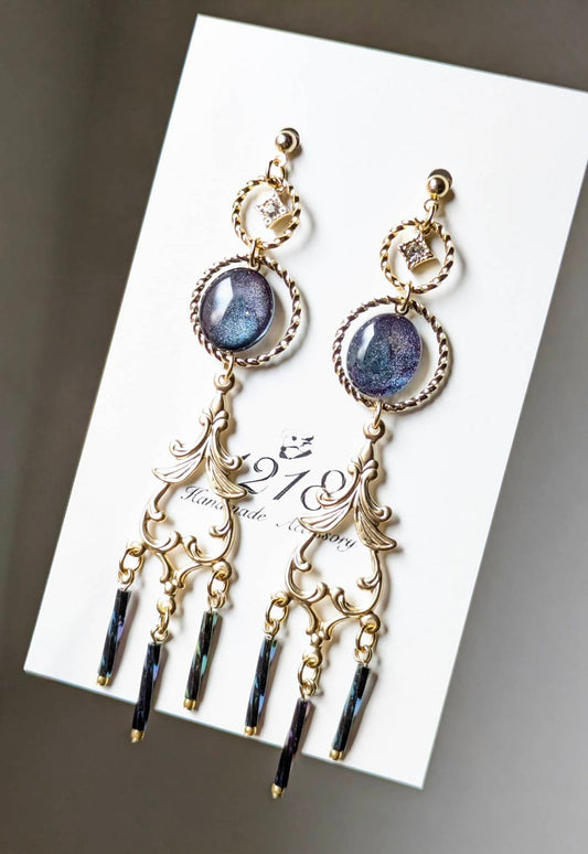 耳で華やぐ小宇宙 イヤリング・ピアス