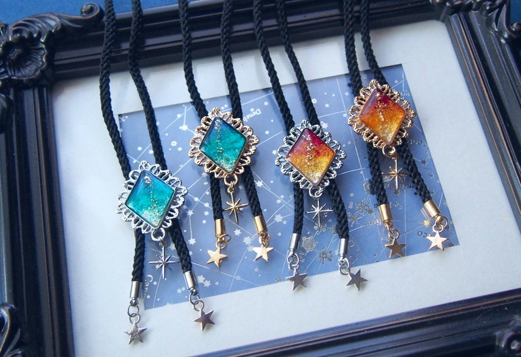 夜空レースのループタイ 新緑、焔