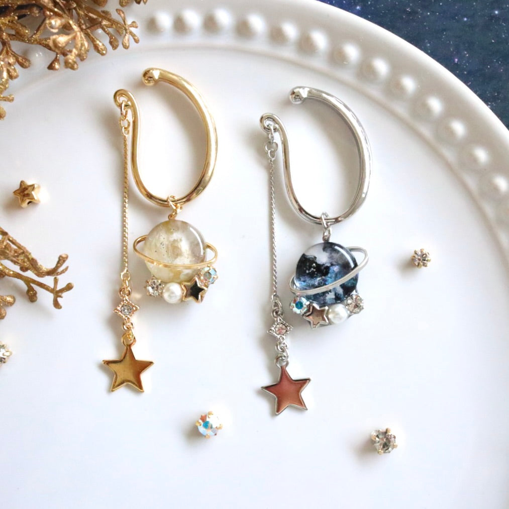 土星ビジューのイヤーフック