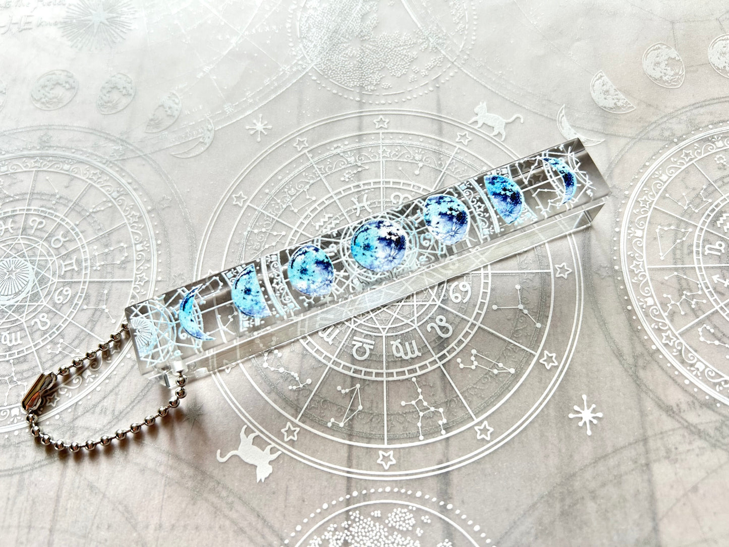 ホテルルームキー風アクキー*蒼い月と星の夜