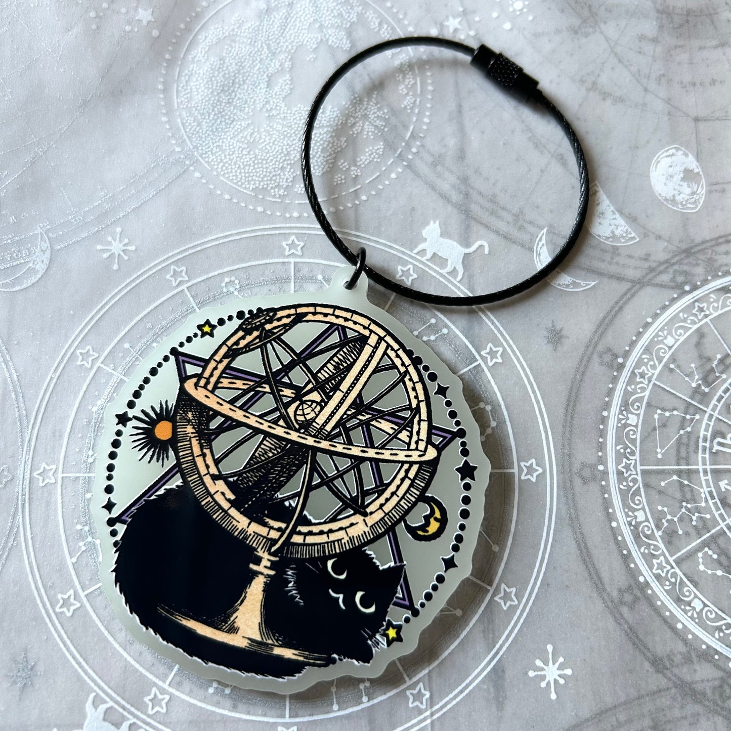 蓄光アクキー*錬金術師の飼い猫