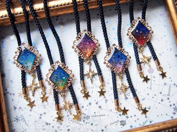 夜空レースのループタイ ダイヤ