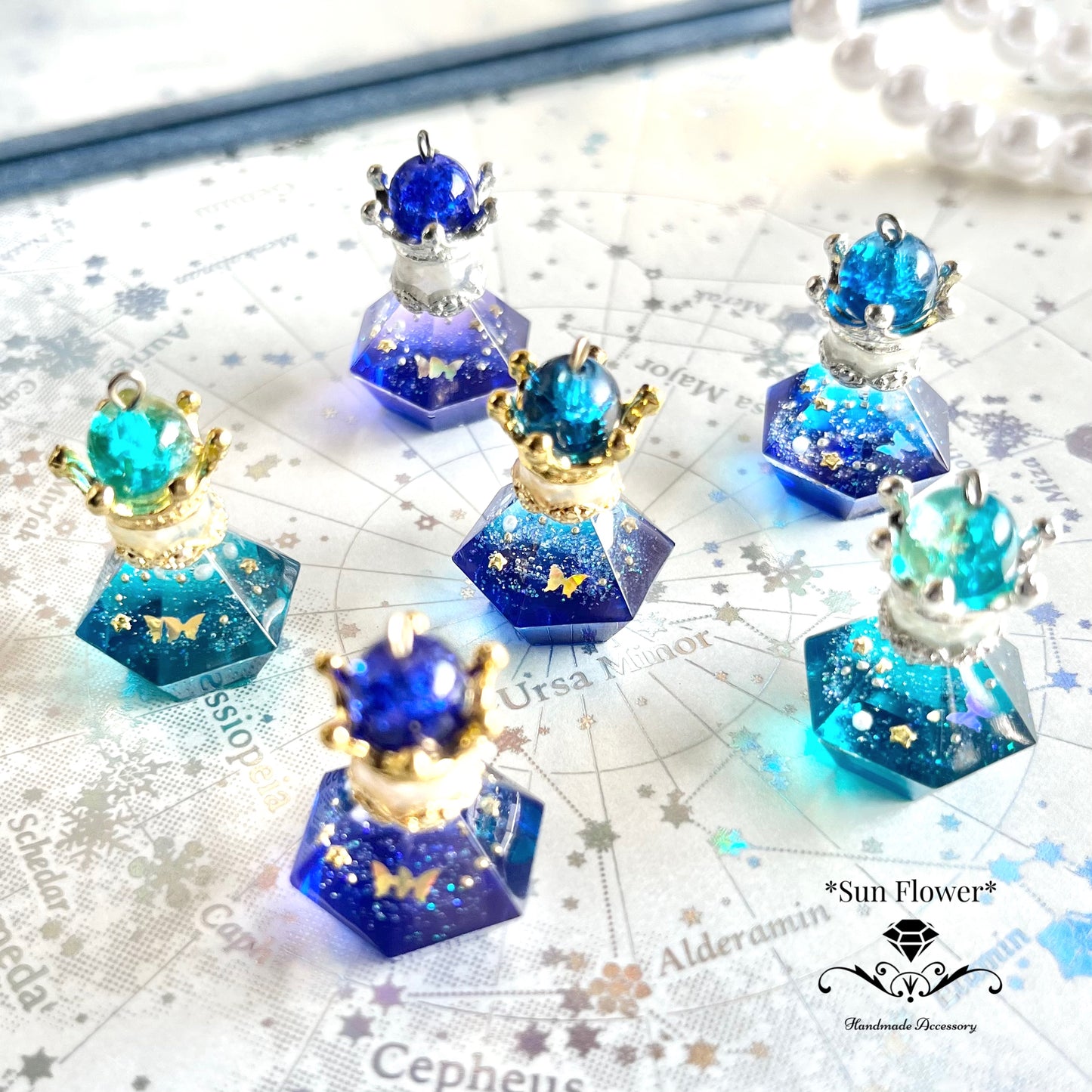 宝石の夜空小瓶ネックレス