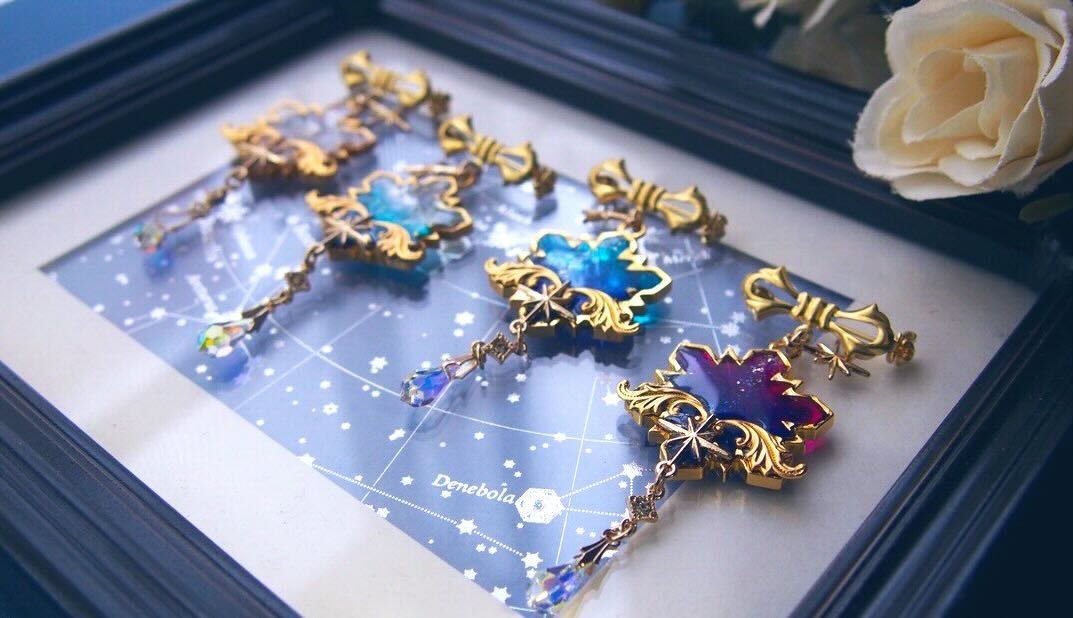 氷雪のリボンブローチ/ゴールド