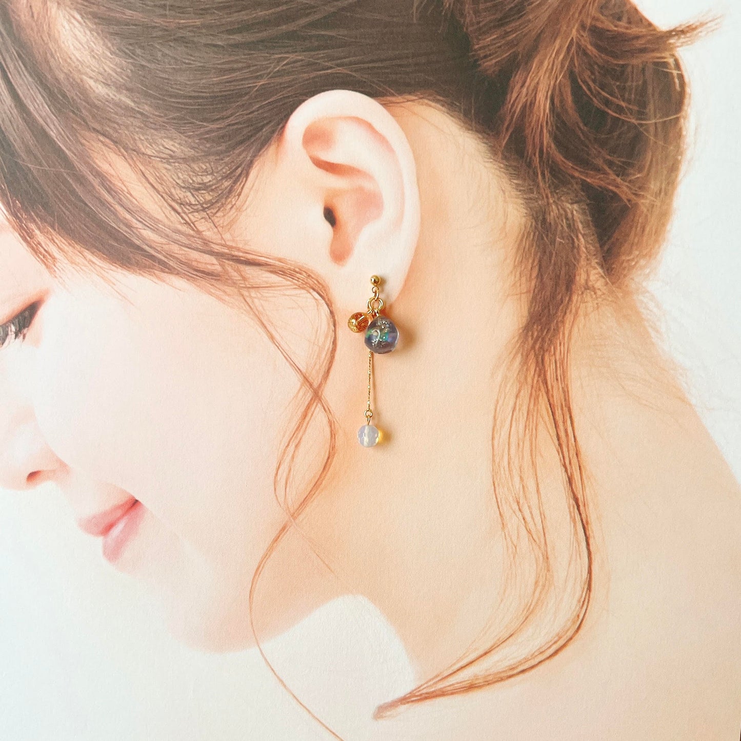 夜空の月と鉱石