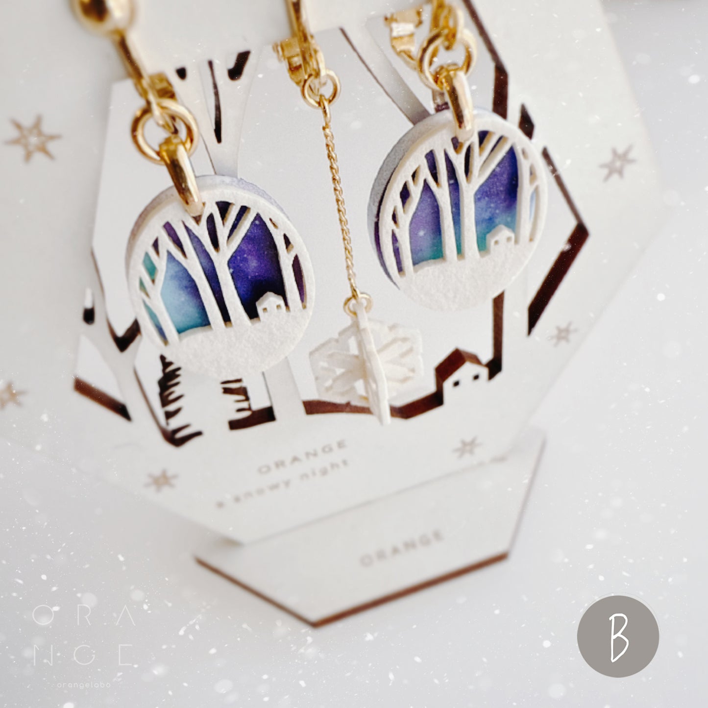 雪の降る夜(snowy night)