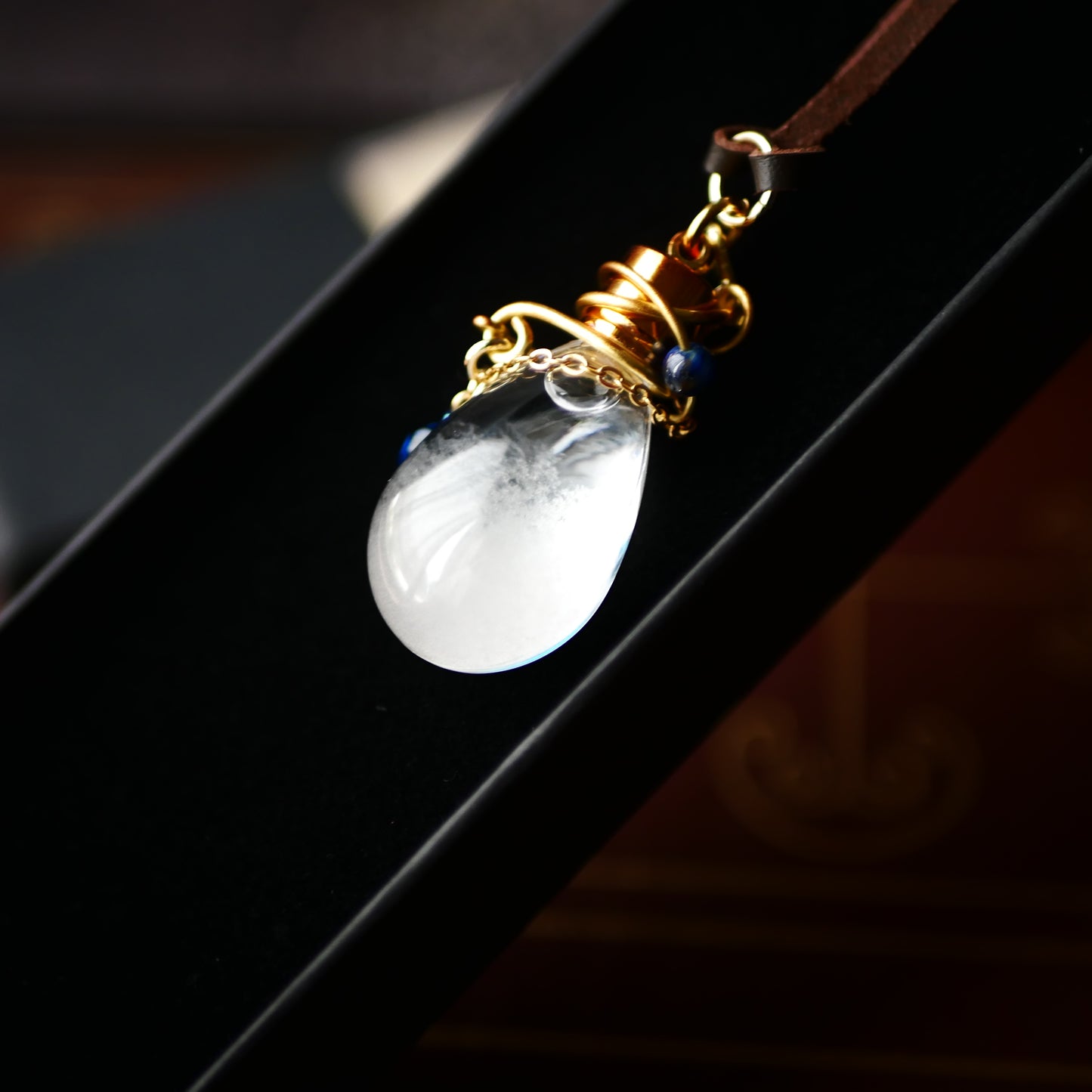 ストームグラス ネックレス「航海士の魔道具」ドロップ型ガラスボトル