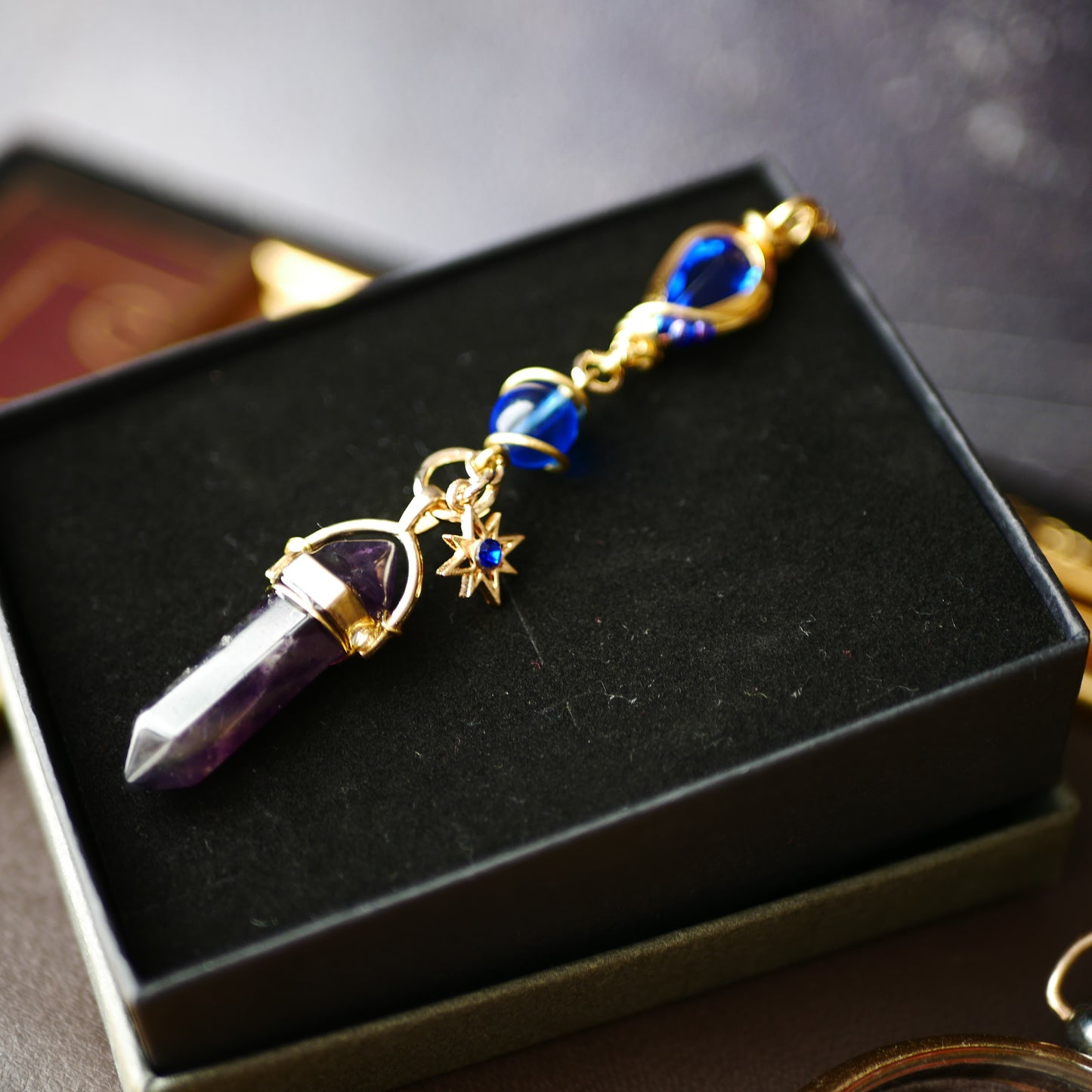 青い夜 三連星のネックレス アメジスト