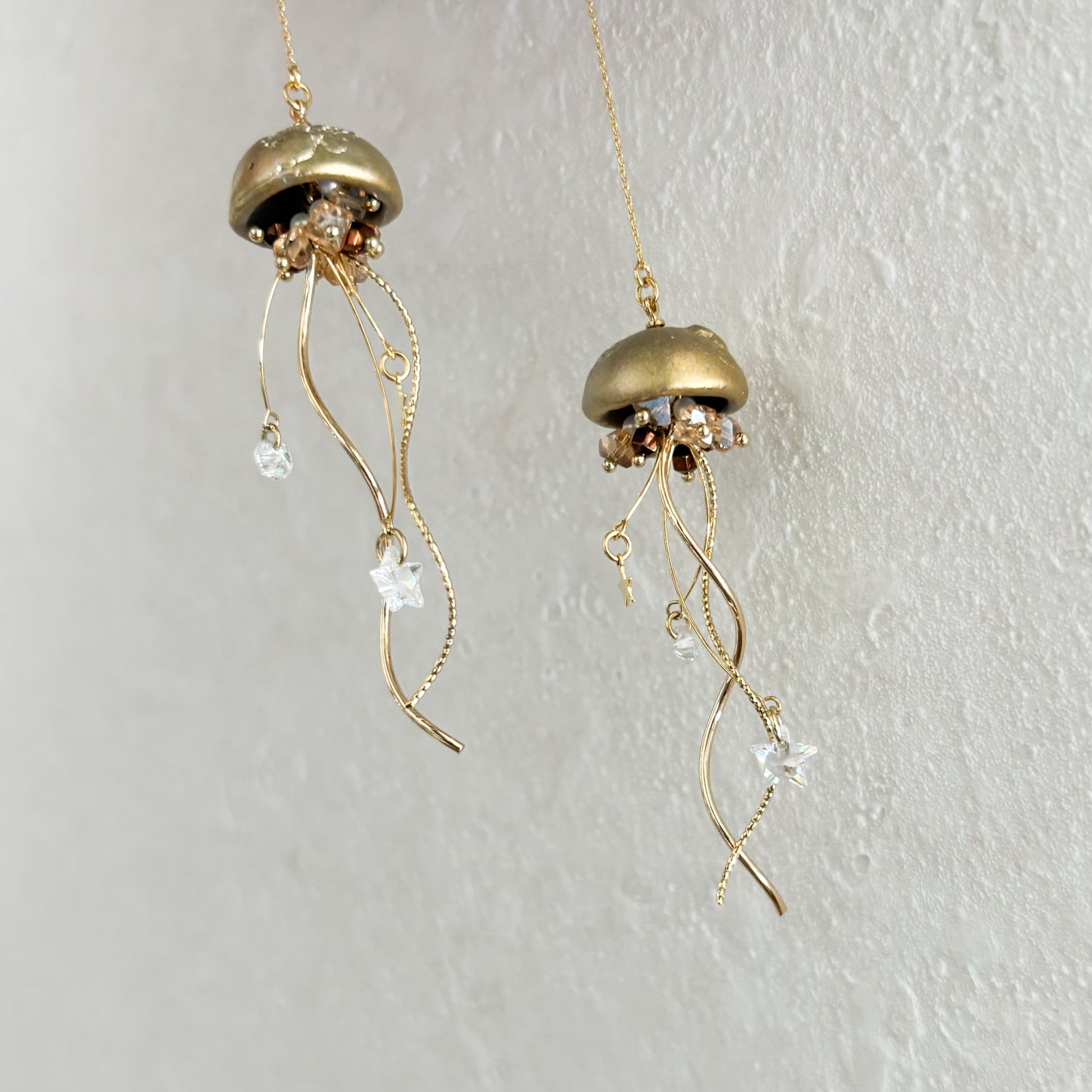 【新色】月くらげ 片耳ピアス/イヤリング Champagne Gold