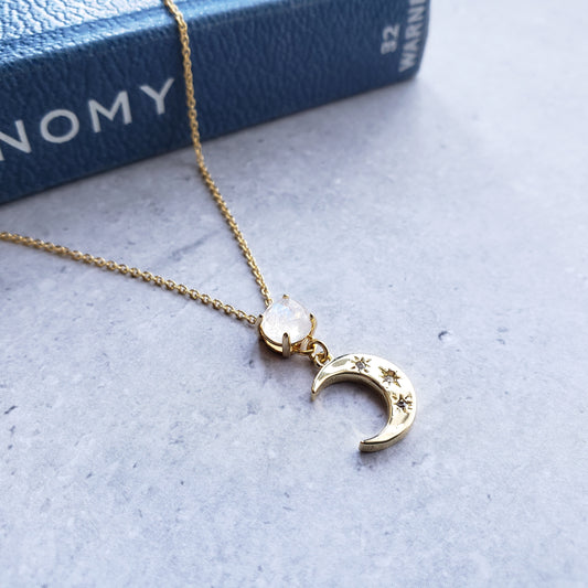 月のおくりものネックレス