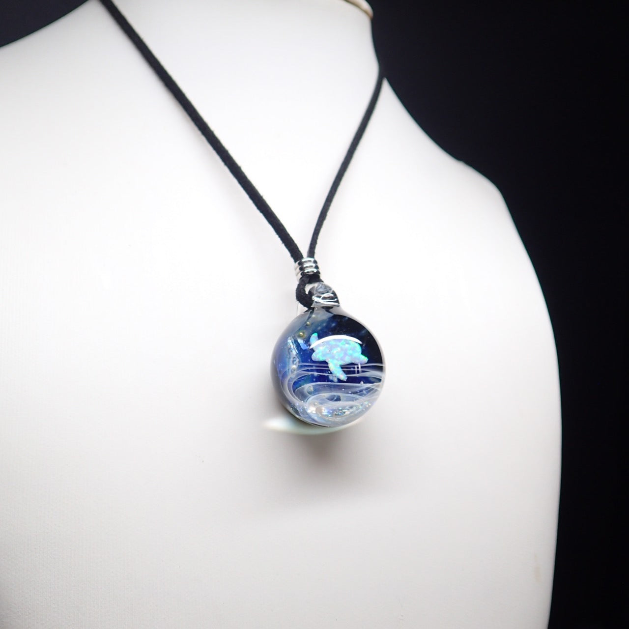 「ナイトオーシャン」ガラスペンダント-ウミガメ-