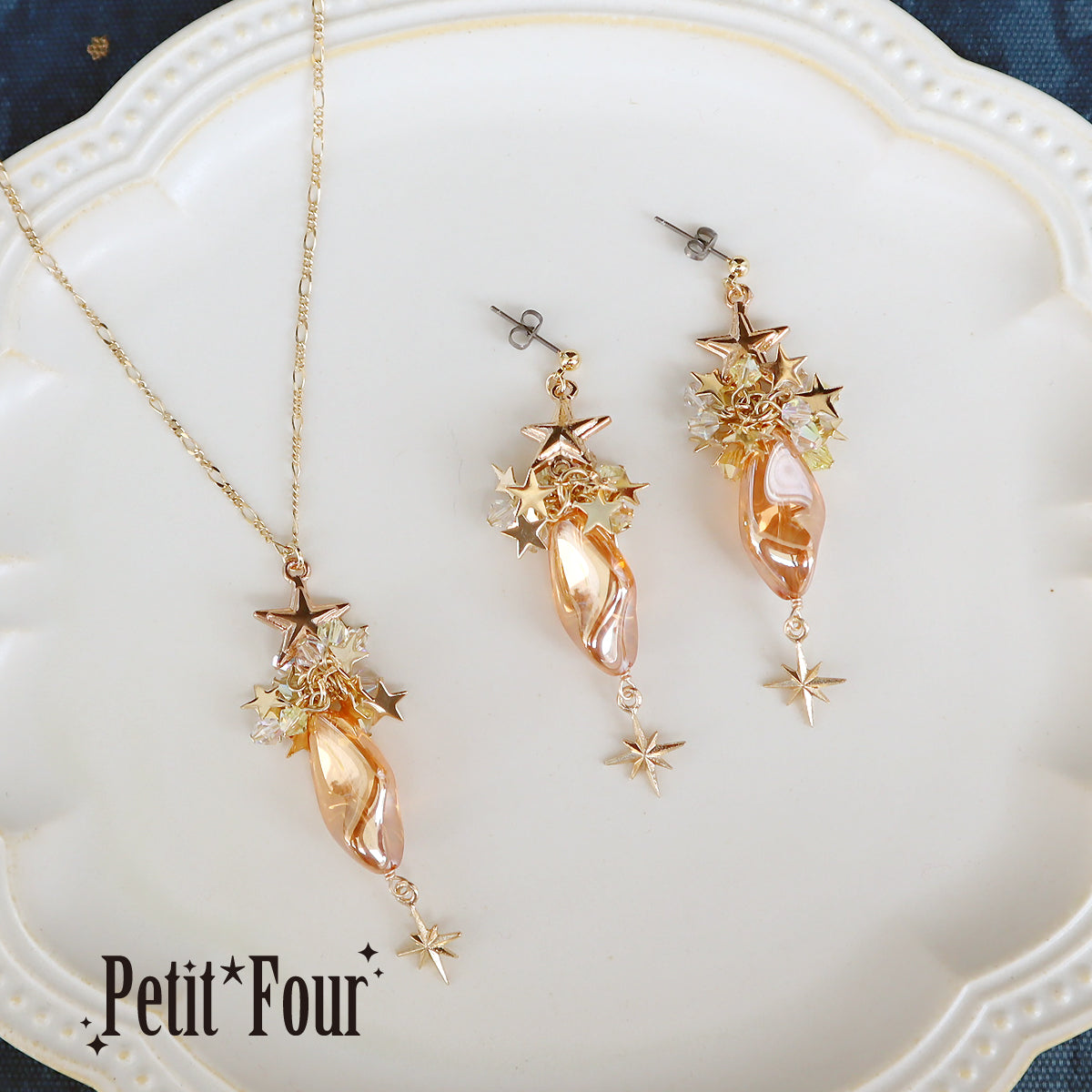 魔法の種 ネックレス