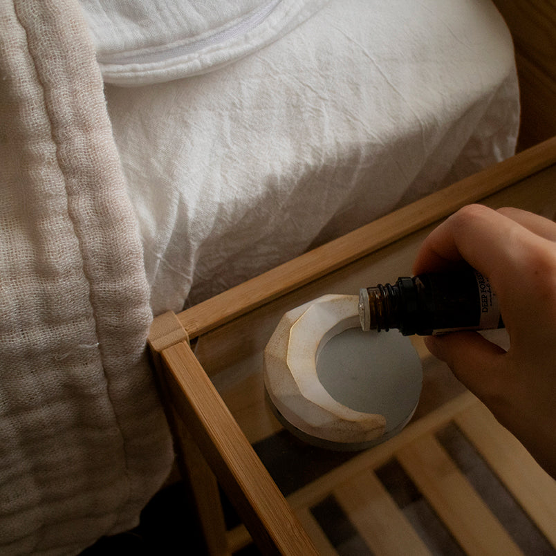 せせらぎ感じるナイトタイムオイル《Little oasis》|天然精油・涼やかな秘境