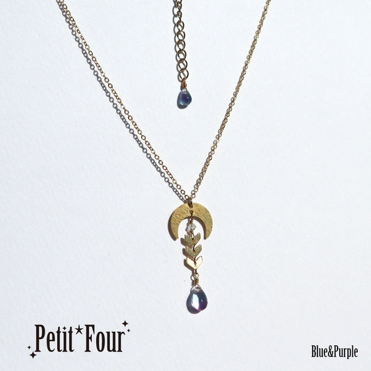 月の願い事ネックレス