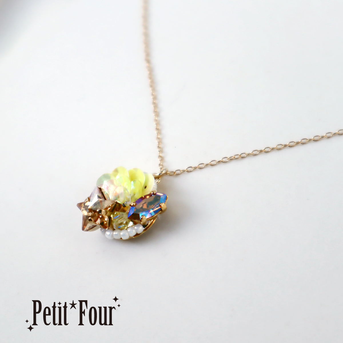 星花 ネックレス