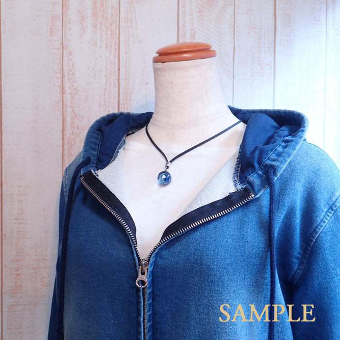 「宇宙」ガラスペンダント‐S‐