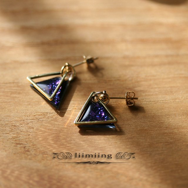 デルタレイヤードピアス パープル