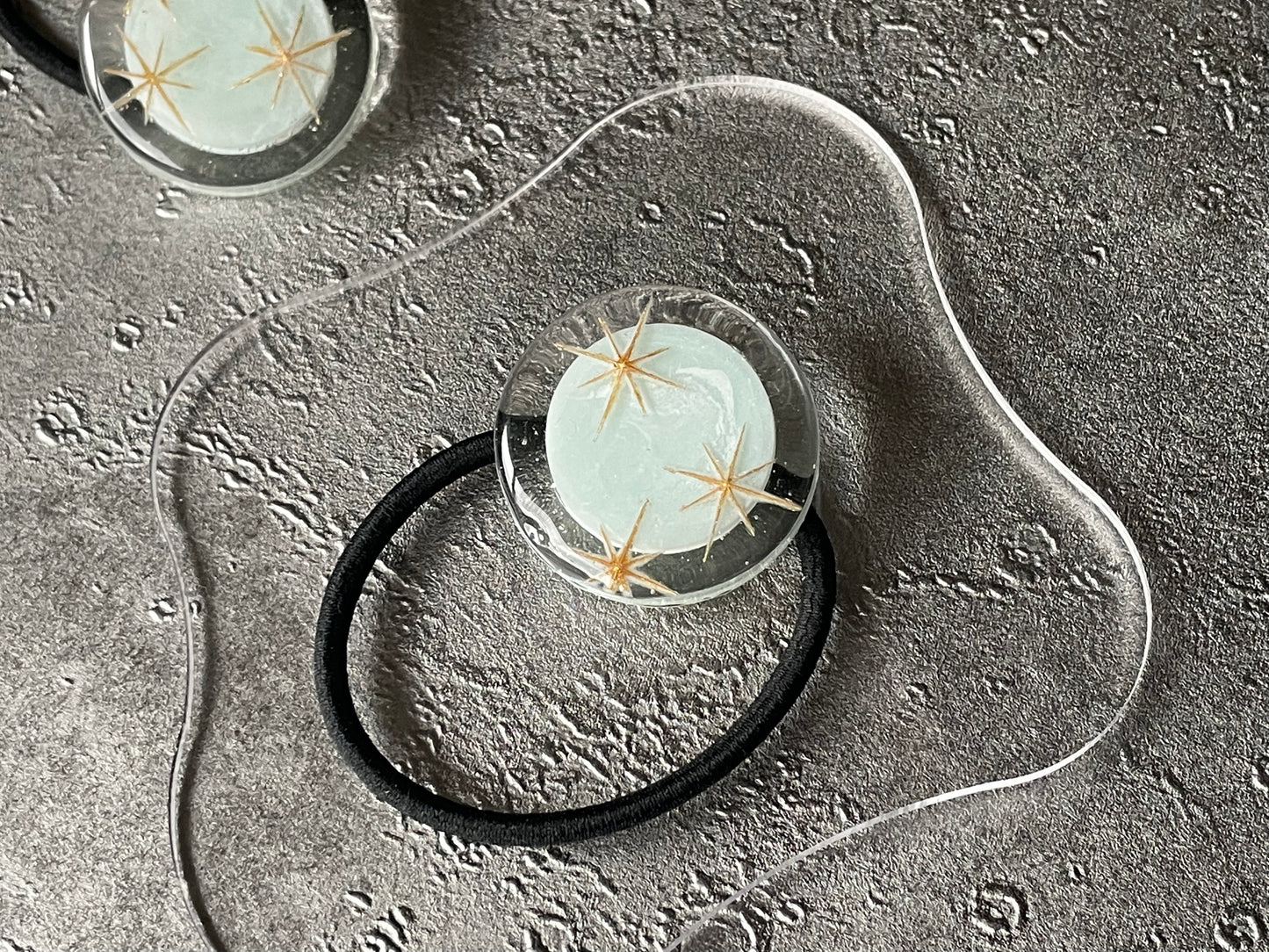 はるがすみのヘアゴム