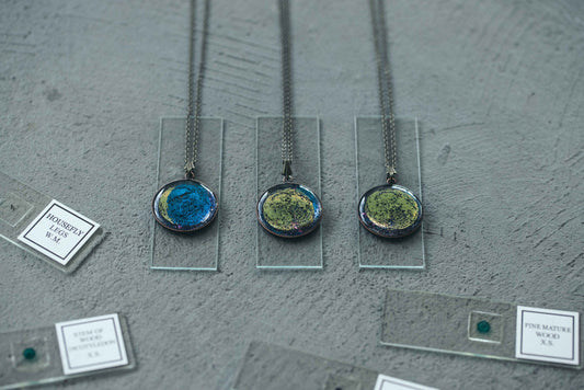 【MyMoon】金蒼の月ネックレス