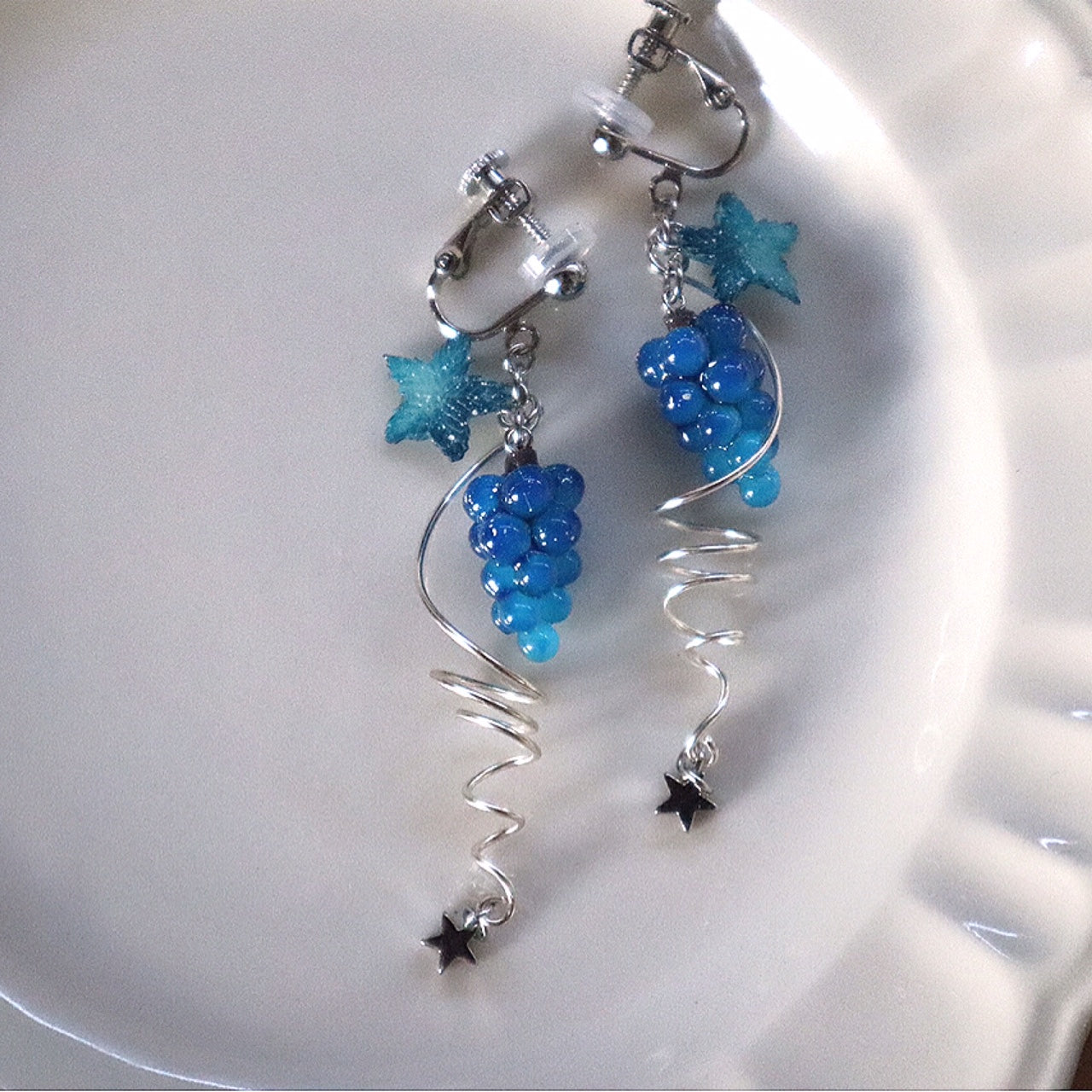 【ピアス&イヤリング】星葡萄