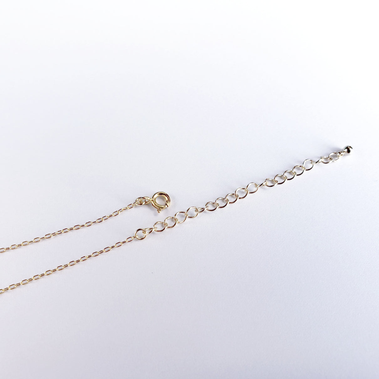 金色の宝石星ネックレス【ゴールド】