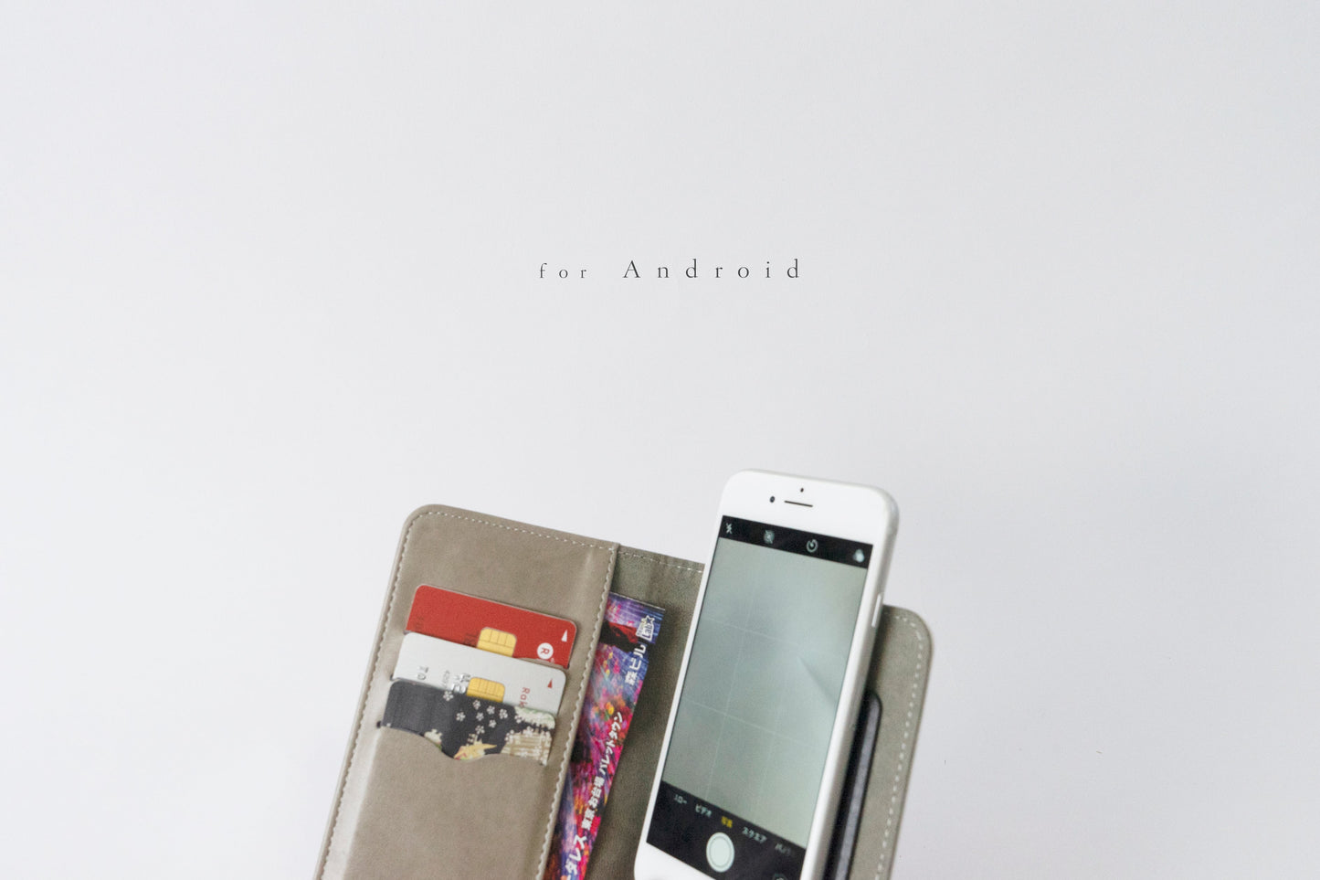 【スマホケース】夜空と雪解けの山を描いた、手帳型スマホケース