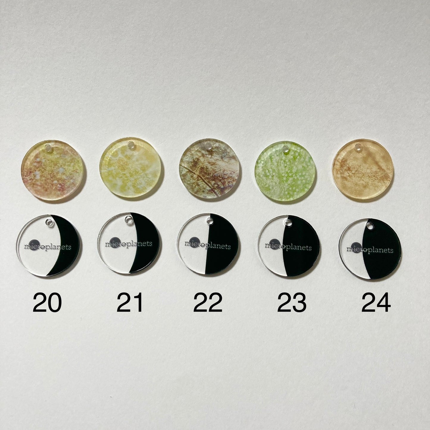【MyMoon】microplanets 月の落とし物ネックレス
