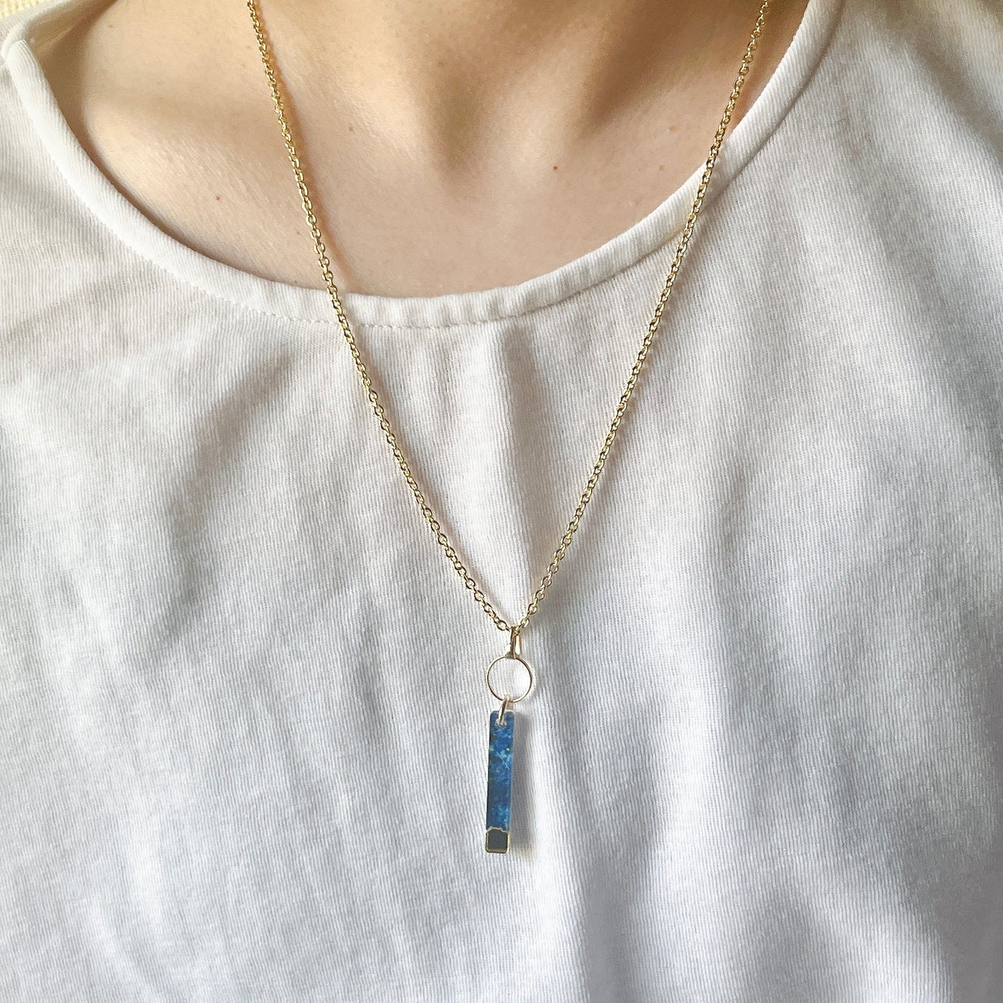 夏の夜空の首飾り