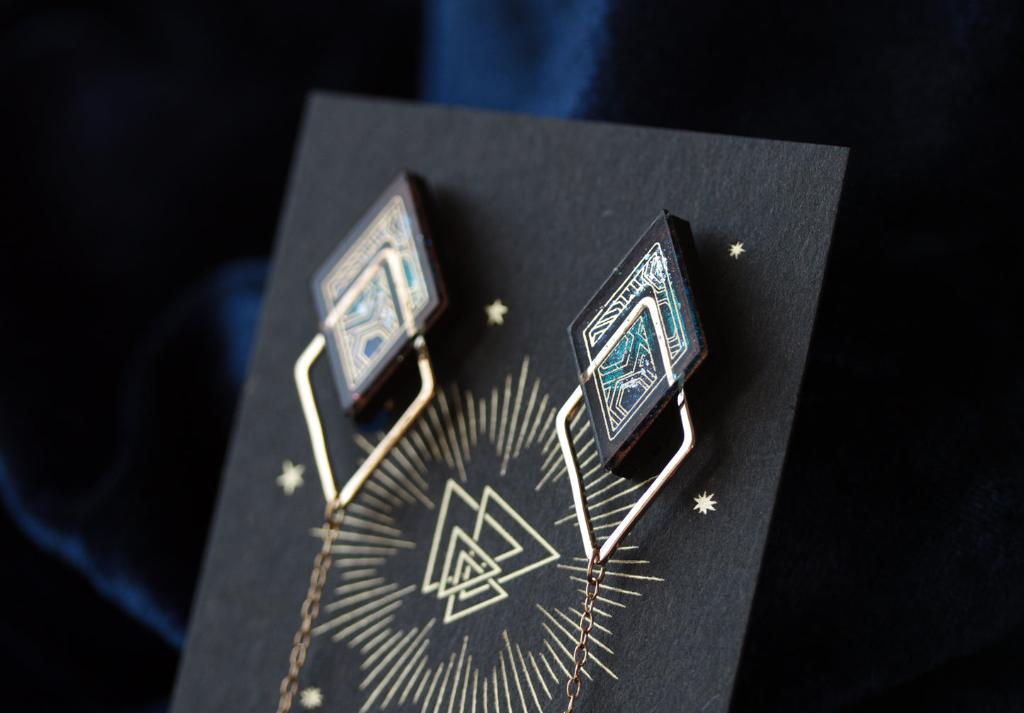 COSMIC AMBER DIA -BLUEMOON-