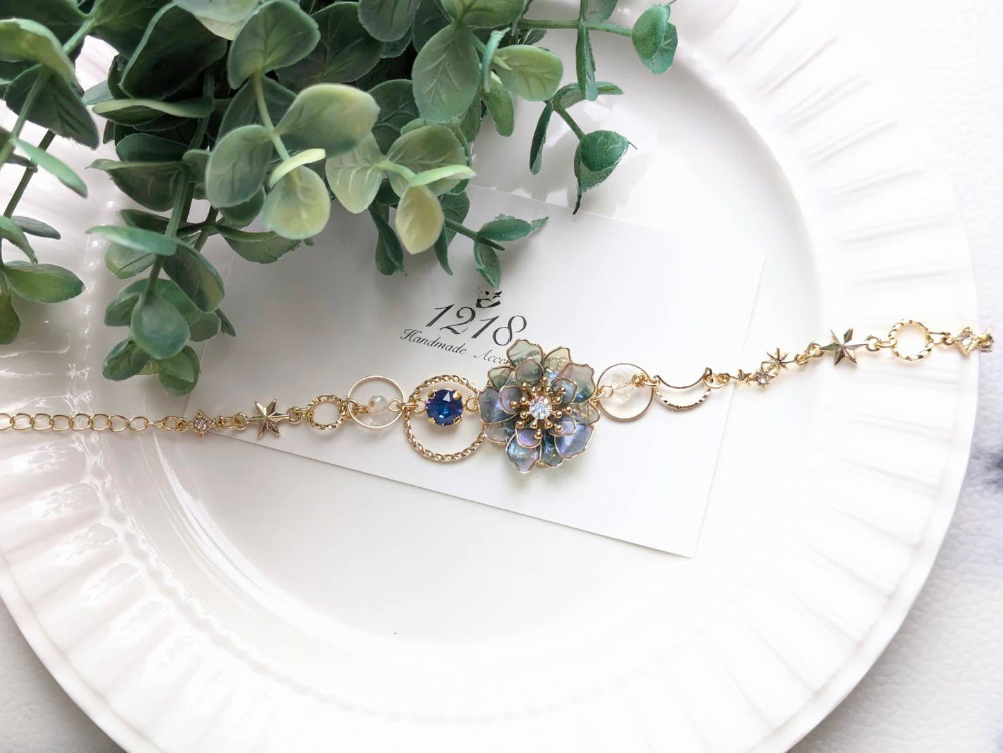 夜明けの色に染まる花 ブレスレット