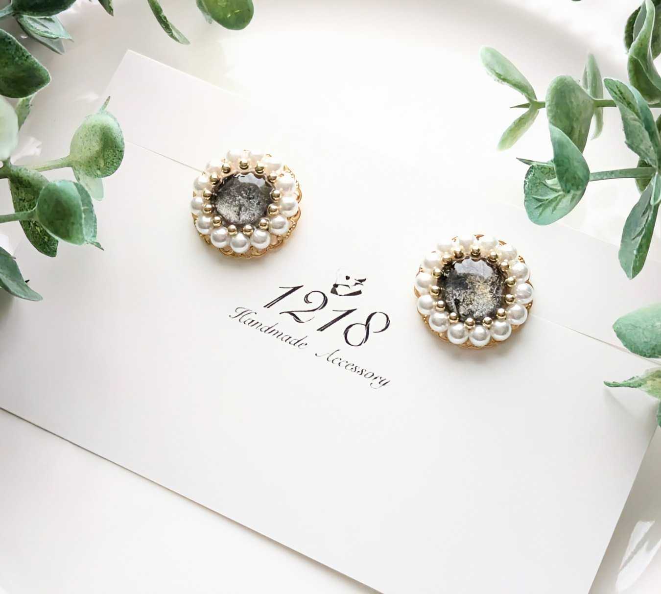 白い月の夜　イヤリング・ピアス