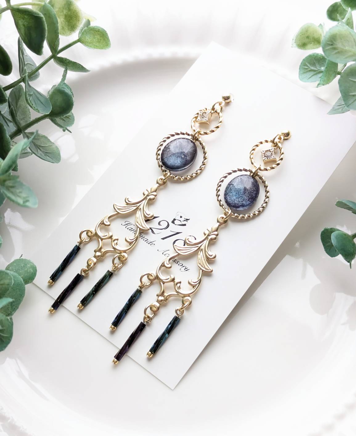 耳で華やぐ小宇宙　イヤリング・ピアス