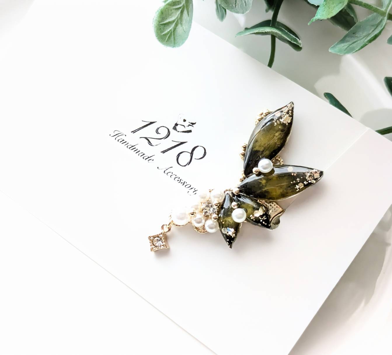 真夜中の月光に舞う妖精　イヤーカフ