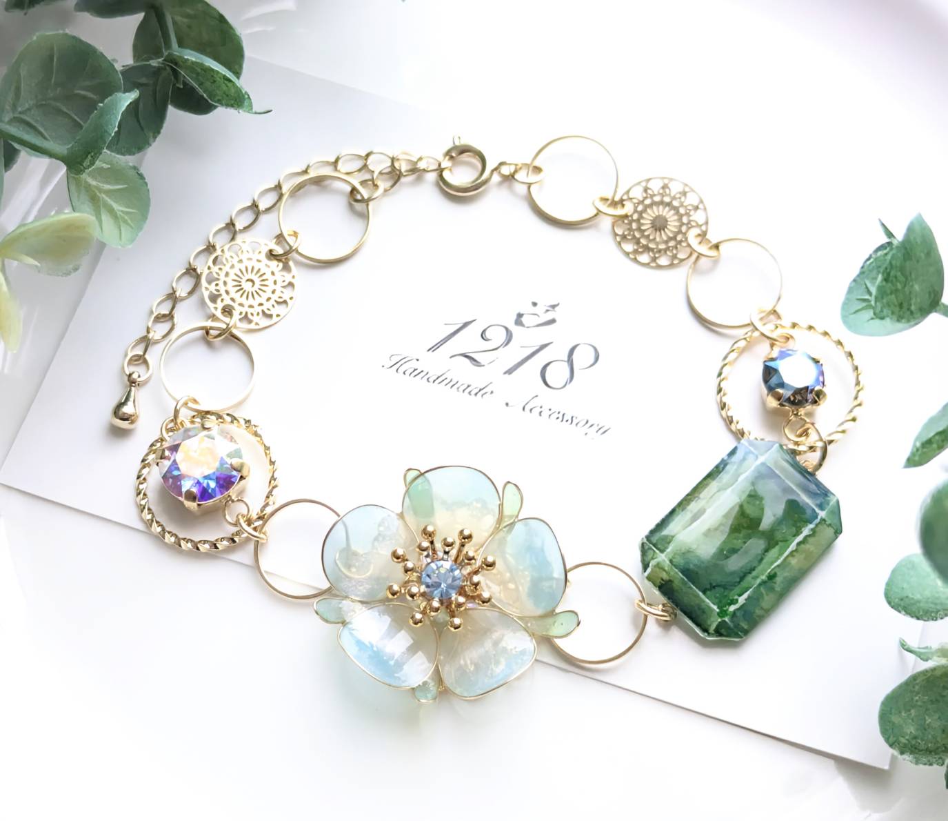 魔女の花庭の腕飾り　ブレスレット/ライトブルー