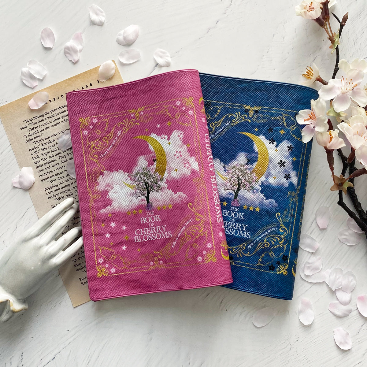 【ブックカバー】架空の洋書 夜桜の本/BLUE＆PINK