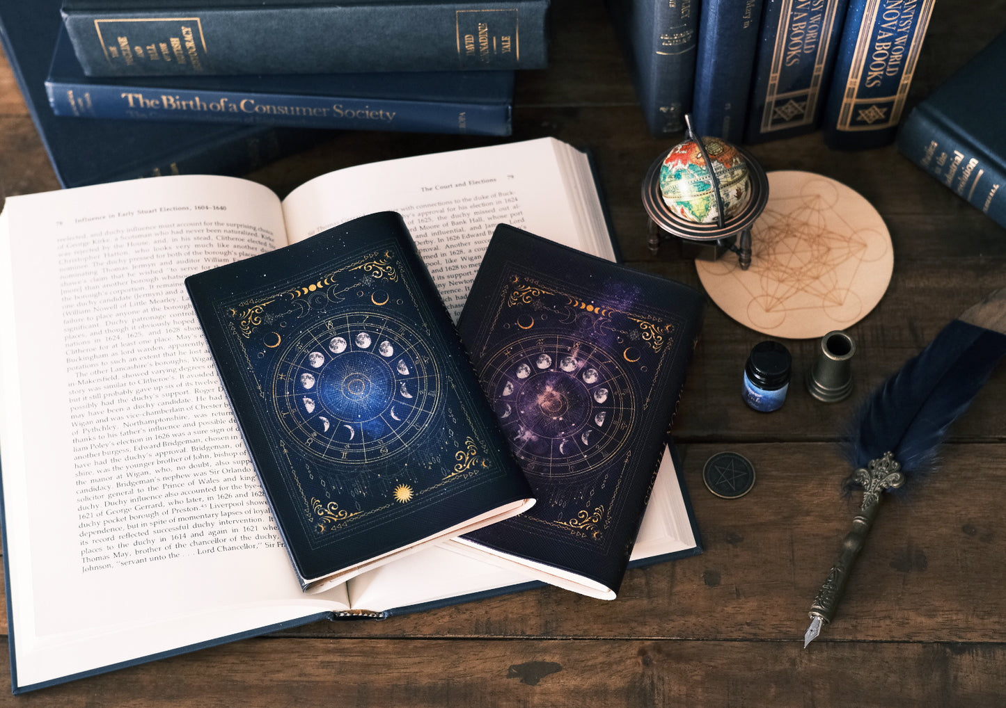 【ブックカバー】月の満ち欠け・12星座／魔法の本のようなブックカバー