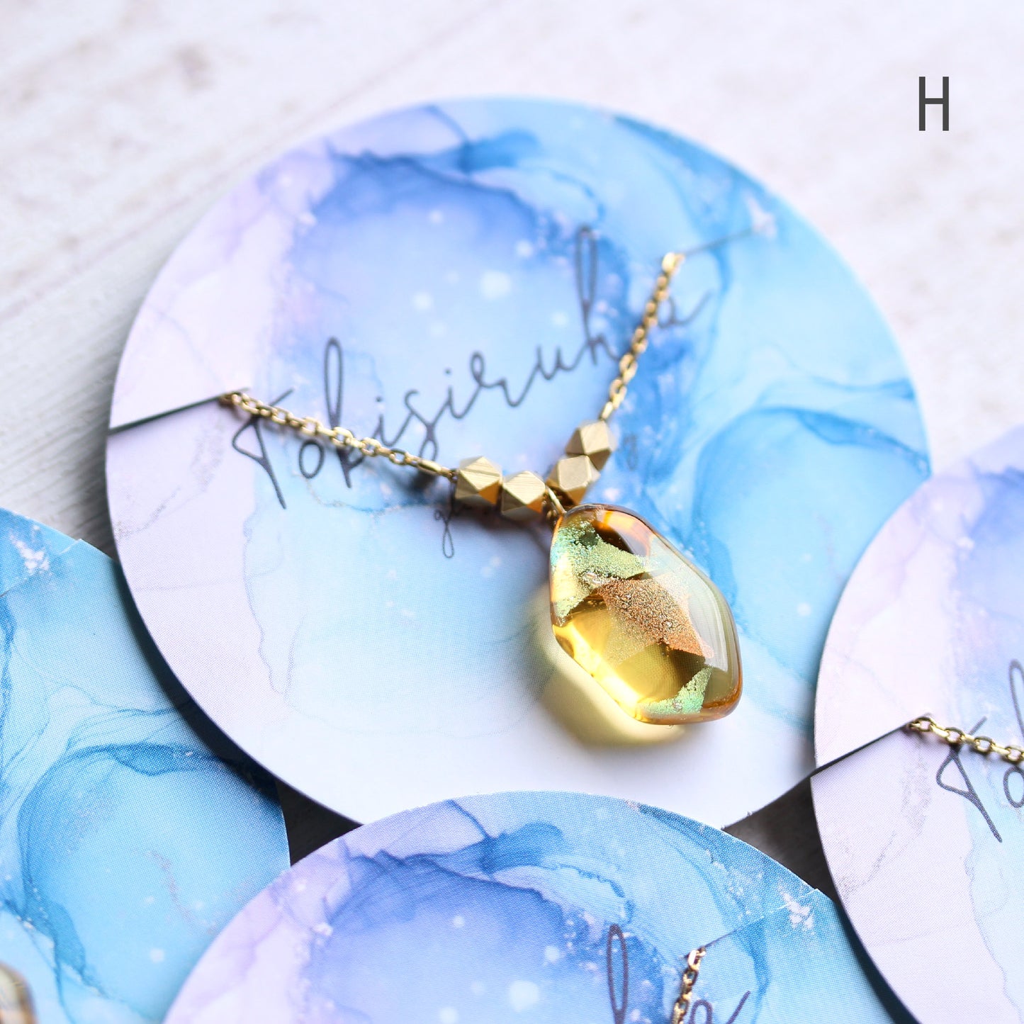 氷石glass ネックレス ~月下~