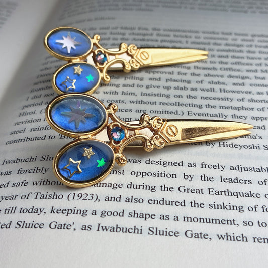 宇宙切取ヘアクリップ