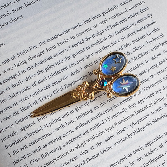 宇宙切取ヘアクリップ