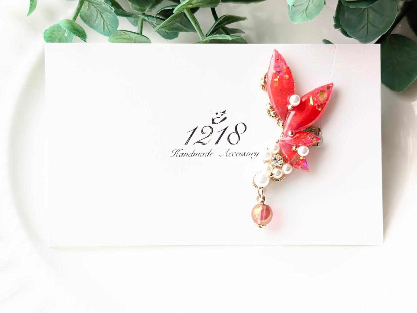 蜜を集める花の妖精　イヤーカフ