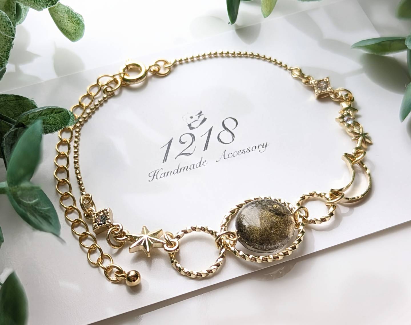 真夜中に輝く月　ブレスレット